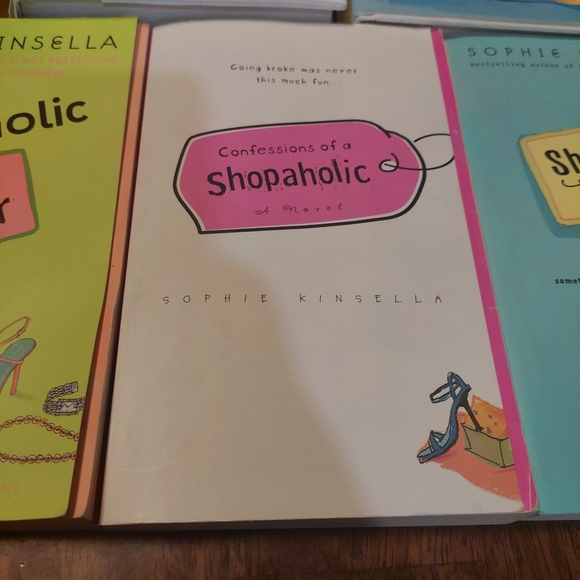 Confessions Of A Shopaholic Lot of 5 Twenties Girl Sophie Kinsella HC & PB Books - Picture 5 of 13